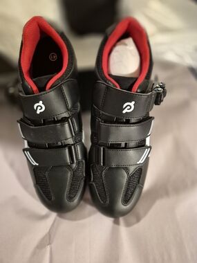 NWT-Peloton Cycling Shoes - Black with Red Lining-Size 41